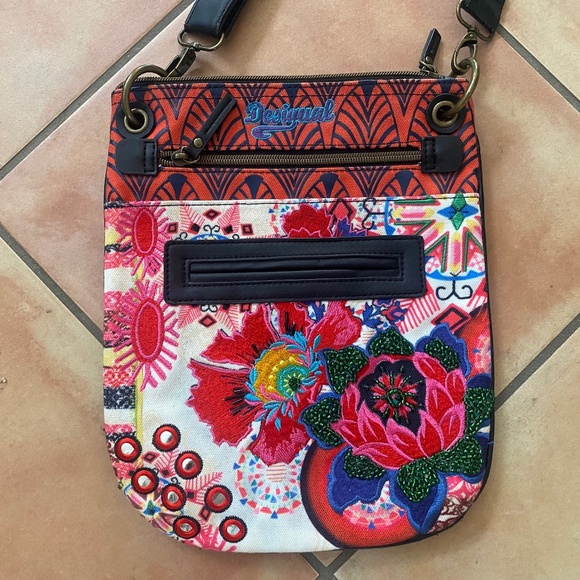 Desigual Crossbody Bag Embroidered Beaded Colorful Purse - Picture 1 of 9